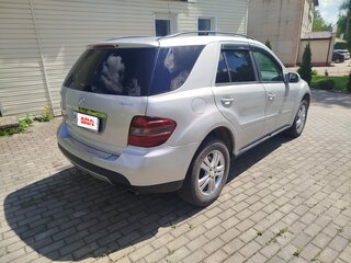 2005 Mercedes-Benz M-Класс 350 II (W164), серебристый, 960000 рублей, вид 5