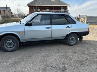 1997 Lada (ВАЗ) 21099, серебристый, 365000 рублей, вид 4