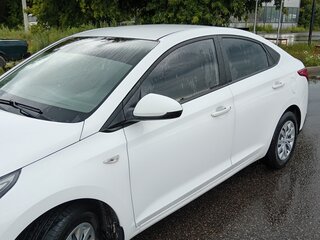 2021 Hyundai Solaris II Рестайлинг, белый, 1690000 рублей, вид 3