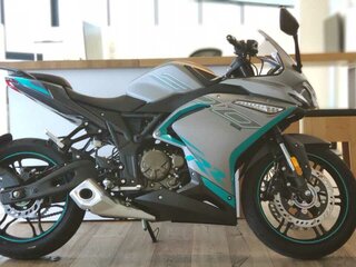 2026 Voge 300RR, серебристый, 368000 рублей, вид 1