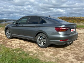 2019 Volkswagen Jetta 8-speed VII, серый, 1815000 рублей, вид 5