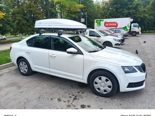 2018 Skoda Octavia III (A7) Рестайлинг, белый, 1350000 рублей, вид 3