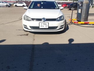 2013 Volkswagen Golf VII, белый, 750000 рублей, вид 1