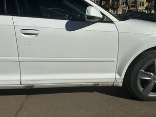 2010 Audi A3 II (8P) Рестайлинг 2, белый, 900000 рублей, вид 4