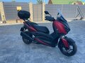 2022 Yamaha XMAX, красный, 550000 рублей - вид 1