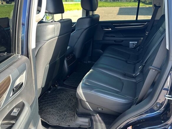 2016 Lexus LX 450d III Рестайлинг 2, синий, 7700000 рублей - вид 17