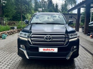 2020 Toyota Land Cruiser 200 Series Рестайлинг 2, чёрный, 8200000 рублей, вид 2