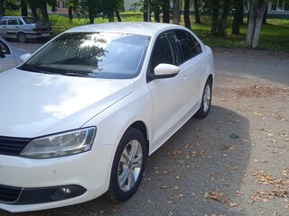 2013 Volkswagen Jetta VI, белый, 942000 рублей, вид 1