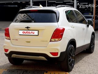 2022 Chevrolet Trax I Рестайлинг, белый, 1400000 рублей, вид 3