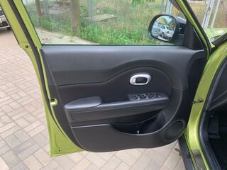 2018 Kia Soul II Рестайлинг, зелёный, 1900000 рублей, вид 4