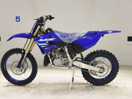 2025 Yamaha YZ250, синий, 900000 рублей, вид 2