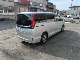 2017 Toyota Esquire I, серебристый, 2050000 рублей, вид 5