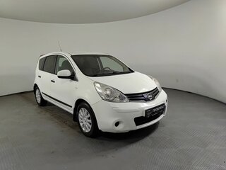 2012 Nissan Note I Рестайлинг, белый, 650000 рублей, вид 3