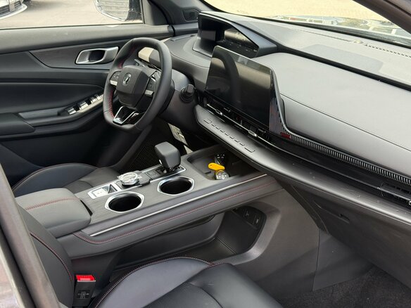 2025 Changan UNI-S I, серый, 3179900 рублей - вид 9