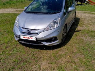 2014 Honda Fit Shuttle I Рестайлинг, серебристый, 1100000 рублей, вид 1