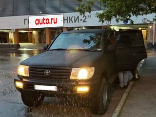 2005 Toyota Land Cruiser 105 100 Series Рестайлинг 2, чёрный, 3500000 рублей, вид 2