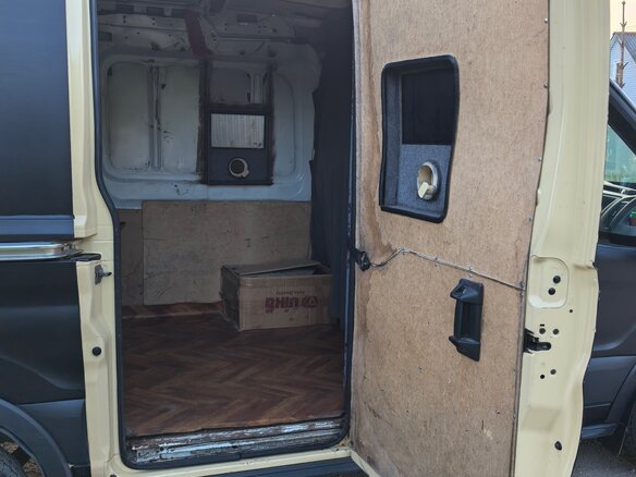 2016 Ford Transit, чёрный, 1349000 рублей - вид 8