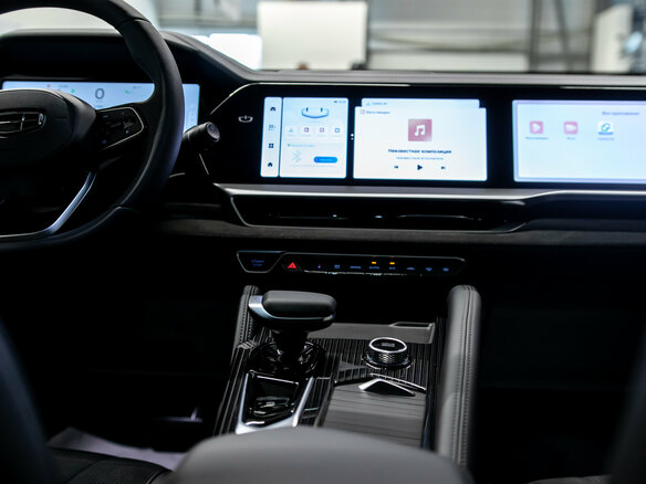 2026 Geely Monjaro I, серебристый, 4599990 рублей - вид 17