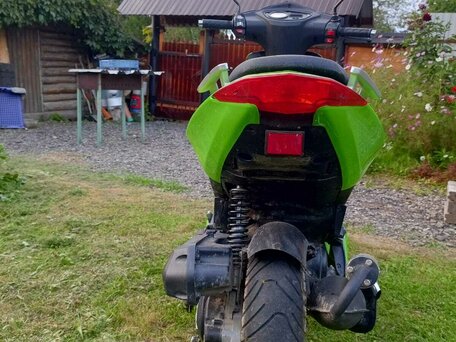 2018 Yamaha Aerox 50, зелёный, 40000 рублей, вид 3
