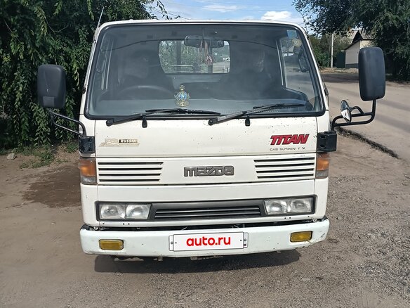 1994 Mazda Titan, белый, 980000 рублей