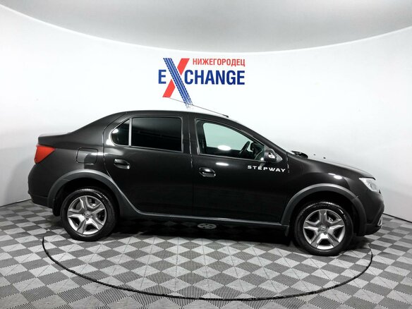 2019 Renault Logan Stepway II Рестайлинг, чёрный - вид 3