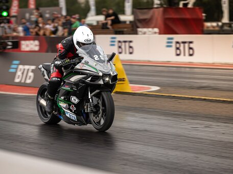 2020 Kawasaki Ninja H2 SX, серый, 4000000 рублей, вид 1