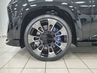 2023 BMW XM, чёрный, 26995000 рублей, вид 3