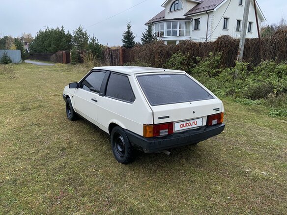 1988 Lada (ВАЗ) 2108, белый - вид 4