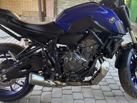 2020 Yamaha MT-07 (FZ-07), синий, 960000 рублей, вид 3
