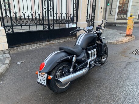 2014 Triumph Rocket III, чёрный, 1700000 рублей, вид 2