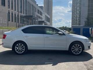 2015 Skoda Octavia III (A7), белый, 990000 рублей, вид 4