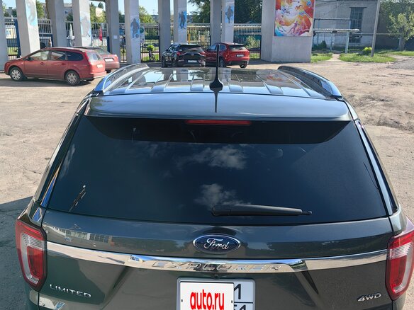 2018 Ford Explorer V Рестайлинг 2, серый, 3540000 рублей - вид 8