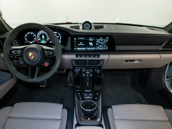 2026 Porsche 911 Carrera 4 GTS VIII (992) Рестайлинг, зелёный, 29000000 рублей - вид 26