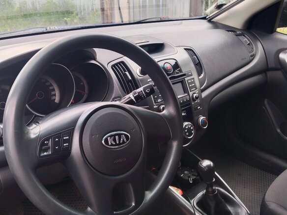 2011 Kia Cerato 6-speed II, голубой, 600000 рублей - вид 4