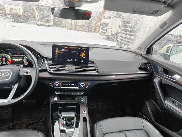 2021 Audi Q5 45 TFSI II (FY) Рестайлинг, белый, 3225000 рублей - вид 10