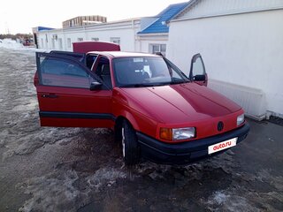 1992 Volkswagen Passat B3, красный, 275000 рублей, вид 4