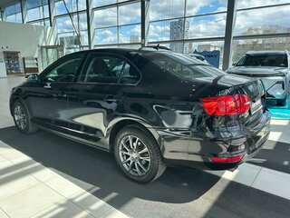 2012 Volkswagen Jetta VI, чёрный, 695000 рублей, вид 4