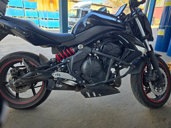 2012 Kawasaki ER-6N, чёрный, 385000 рублей - вид 1