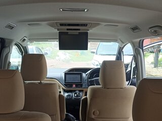 2014 Toyota Noah III (R80), белый, 2100000 рублей, вид 3