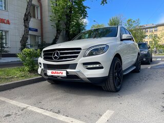 2013 Mercedes-Benz M-Класс 350 CDI III (W166), белый, 3000000 рублей, вид 3