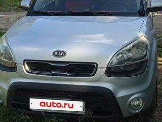 2012 Kia Soul I Рестайлинг, серебристый, 800000 рублей, вид 2