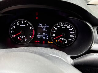 2018 Kia Rio IV, серый, 1400000 рублей, вид 4
