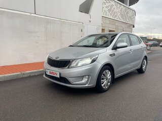 2014 Kia Rio III, серебристый, 950000 рублей, вид 4