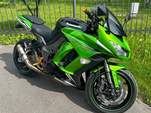 2011 Kawasaki Z 1000SX, зелёный, 700000 рублей
