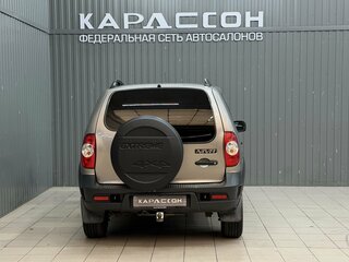 2020 Lada (ВАЗ) Niva Off-road, серый, 650000 рублей, вид 4