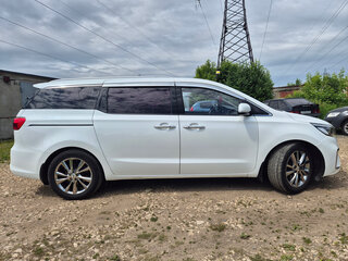 2018 Kia Carnival III, белый, 2700000 рублей, вид 2