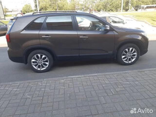 2014 Kia Sorento II Рестайлинг, бежевый, 1860000 рублей, вид 3
