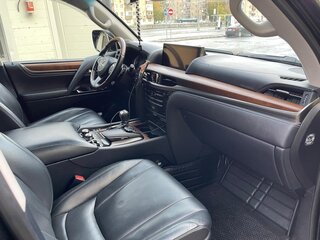 2016 Lexus LX 570 III Рестайлинг 2, чёрный, 8500000 рублей, вид 4