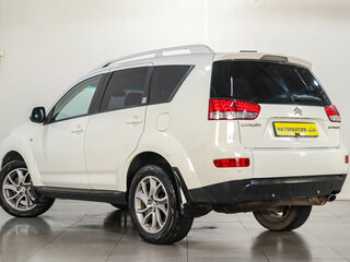 2009 Citroen C-Crosser, белый, 899000 рублей, вид 4
