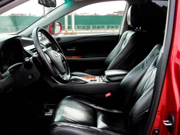 2010 Lexus RX 350 III, красный, 2069000 рублей - вид 4